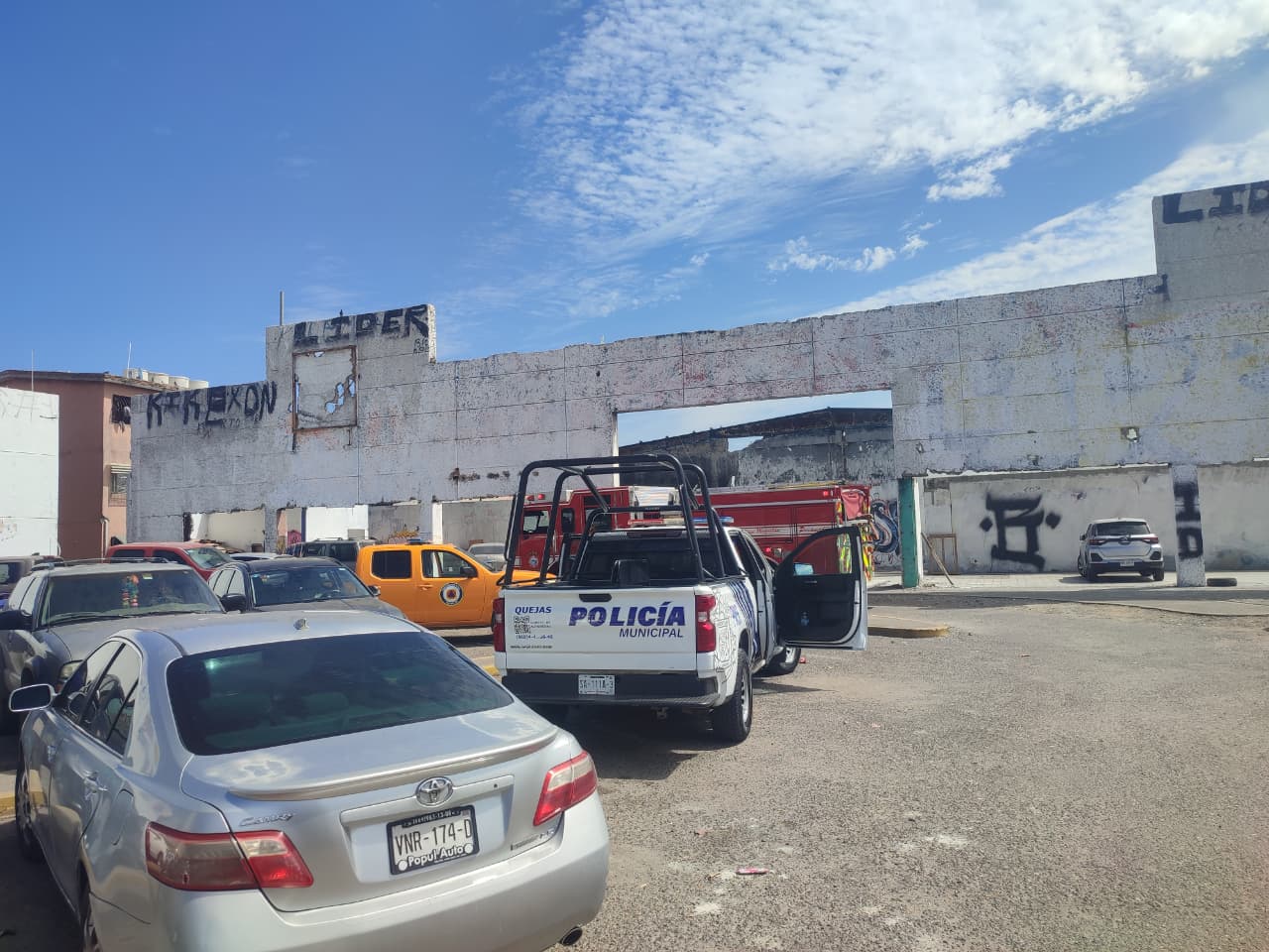 incendio en una antigua tienda del issste en mazatlan sinaloa