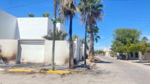 Incendio provocado por cortocircuito en Guasave
