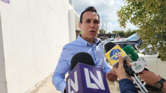 “Los partidos también deben apretarse el cinturón”: respalda diputado Jesús Ibarra reforma electoral, desde Guasave, Sinaloa
