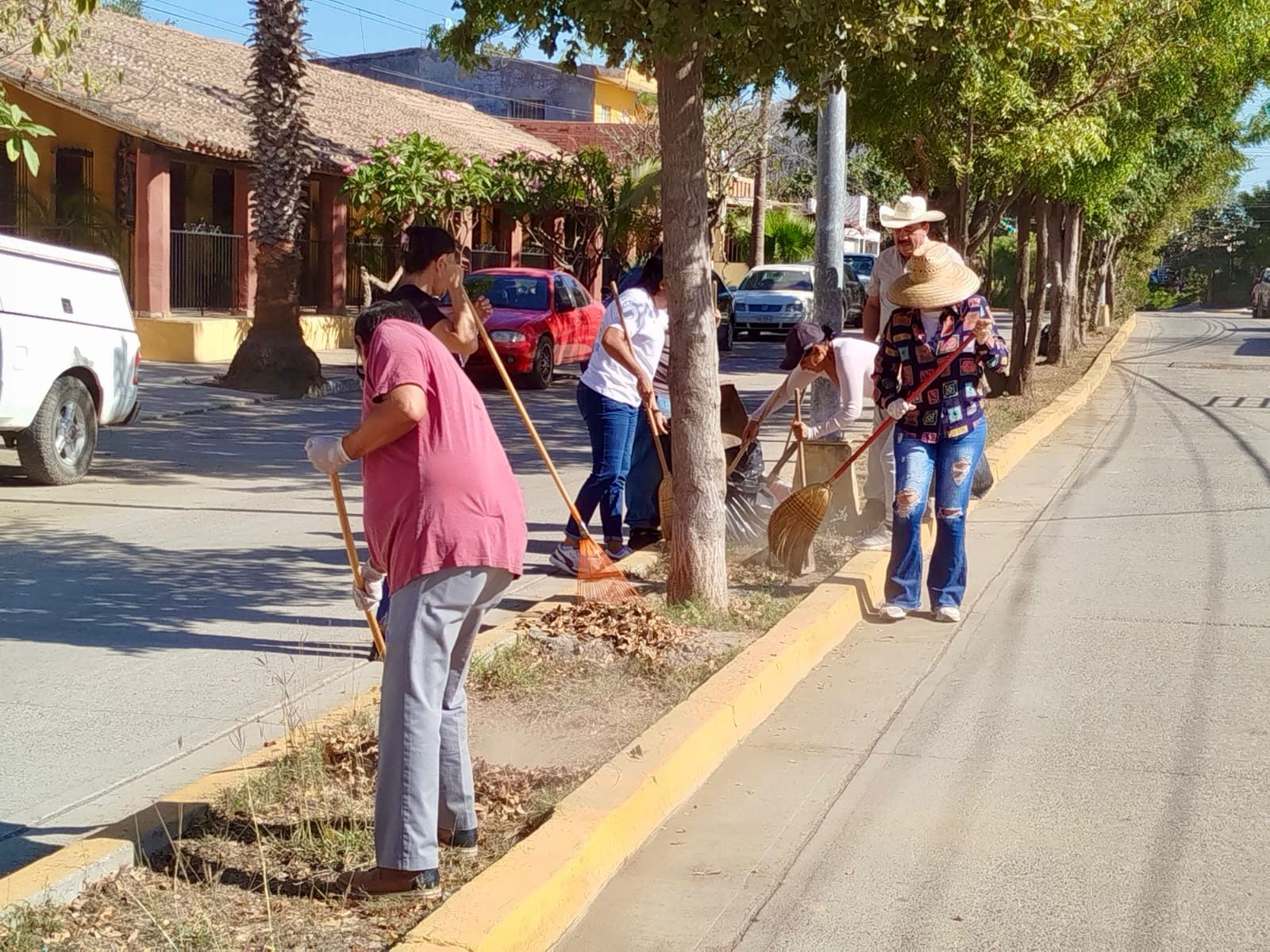 Jornada de limpieza en El Venadillo, en Mazatlán