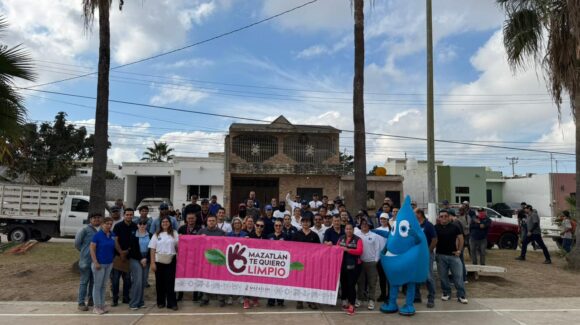 ‘Mazatlán te quiero limpio’ beneficia a cuatro colonias con retiro de 10 camiones de desechos en el puerto de Sinaloa