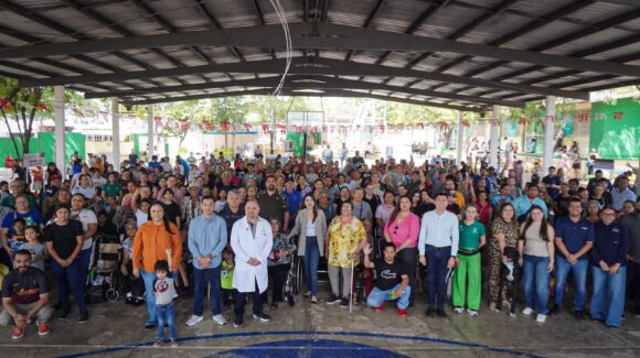 Jornada de DIF Bienestar brinda más de mil 600 servicios gratuitos a familias de la colonia Rosario Uzárraga