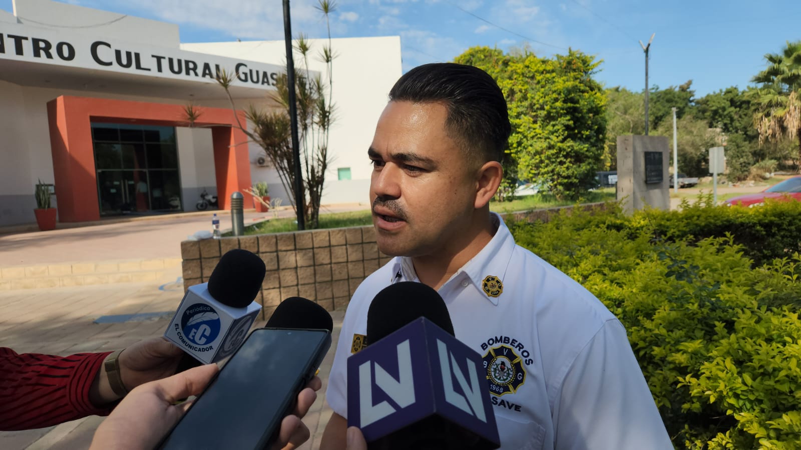 José Octavio Amaral Ruiz, comandante de Bomberos Guasave