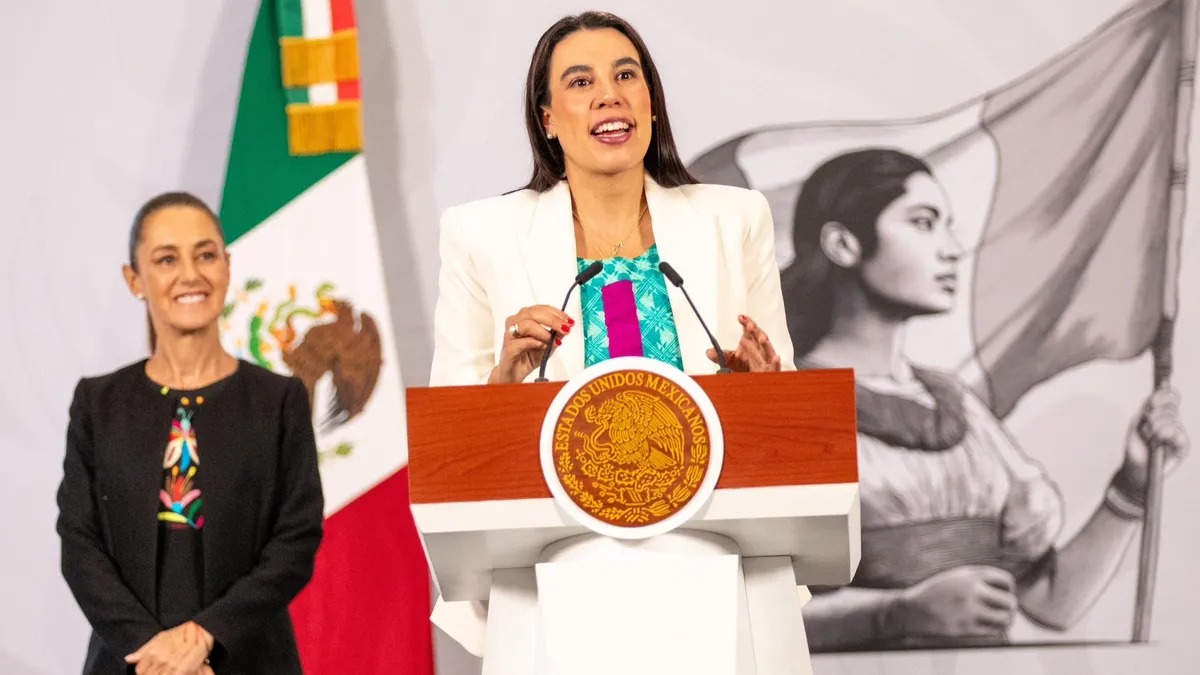 Josefina Rodríguez Zamora, secretaria de Turismo federal
