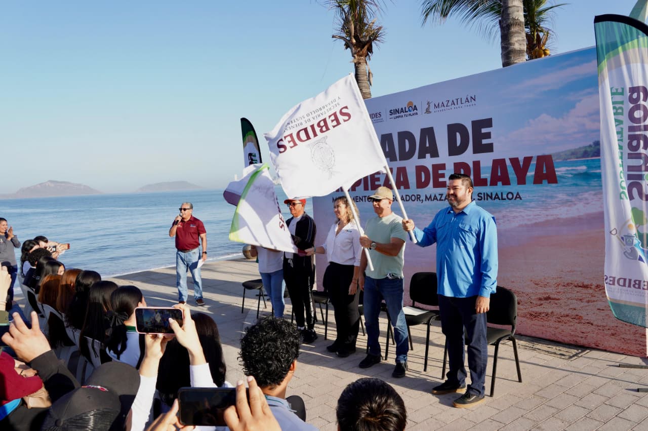 la campaña sinaloa limpia tu playa ha llegado ya a mazatlan