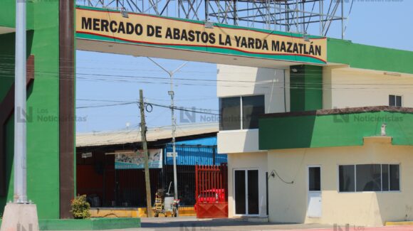 “Levantan” a comerciante de frutería en el Mercado de Abastos La Yarda en Mazatlán, Sinaloa