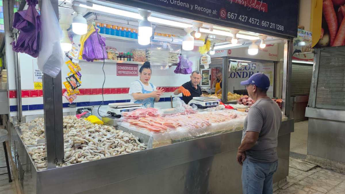 locatarios del mercado garmendia en culiacan marisco