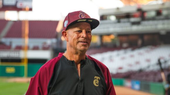 ¡Se queda! Lorenzo Bundy continuará como manager de los Tomateros de Culiacán en la LMP 2027-27