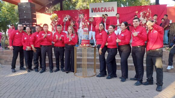 Macasa celebra 20 aniversario con la lotería del Mariconcho, premios y música en Salvador Alvarado, Sinaloa