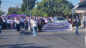 Marcha 8M en Los Mochis
