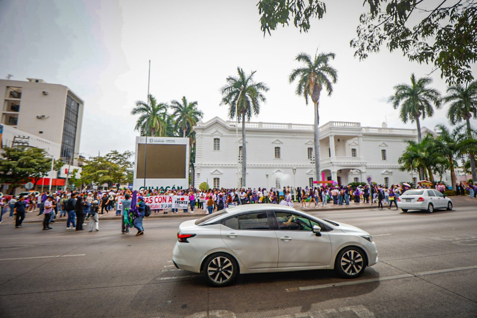 Marcha 8M en Culiacán