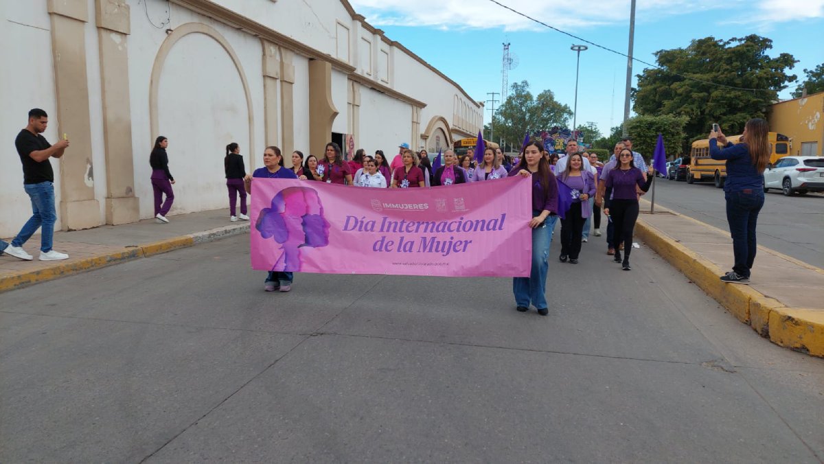 marchan en guamuchil sin por el dia internacional de la mujer