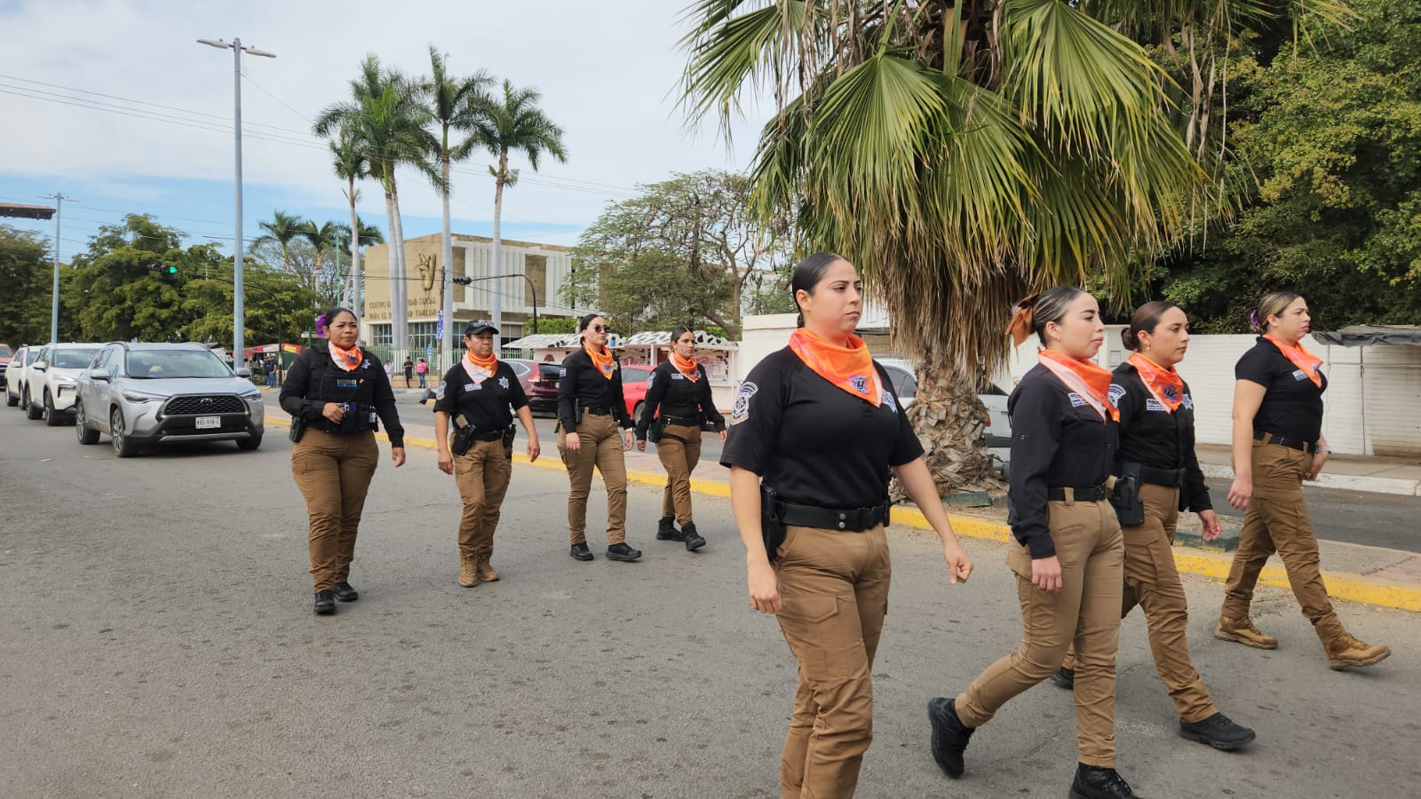 marcha en guasave por el dia internacional de la mujer