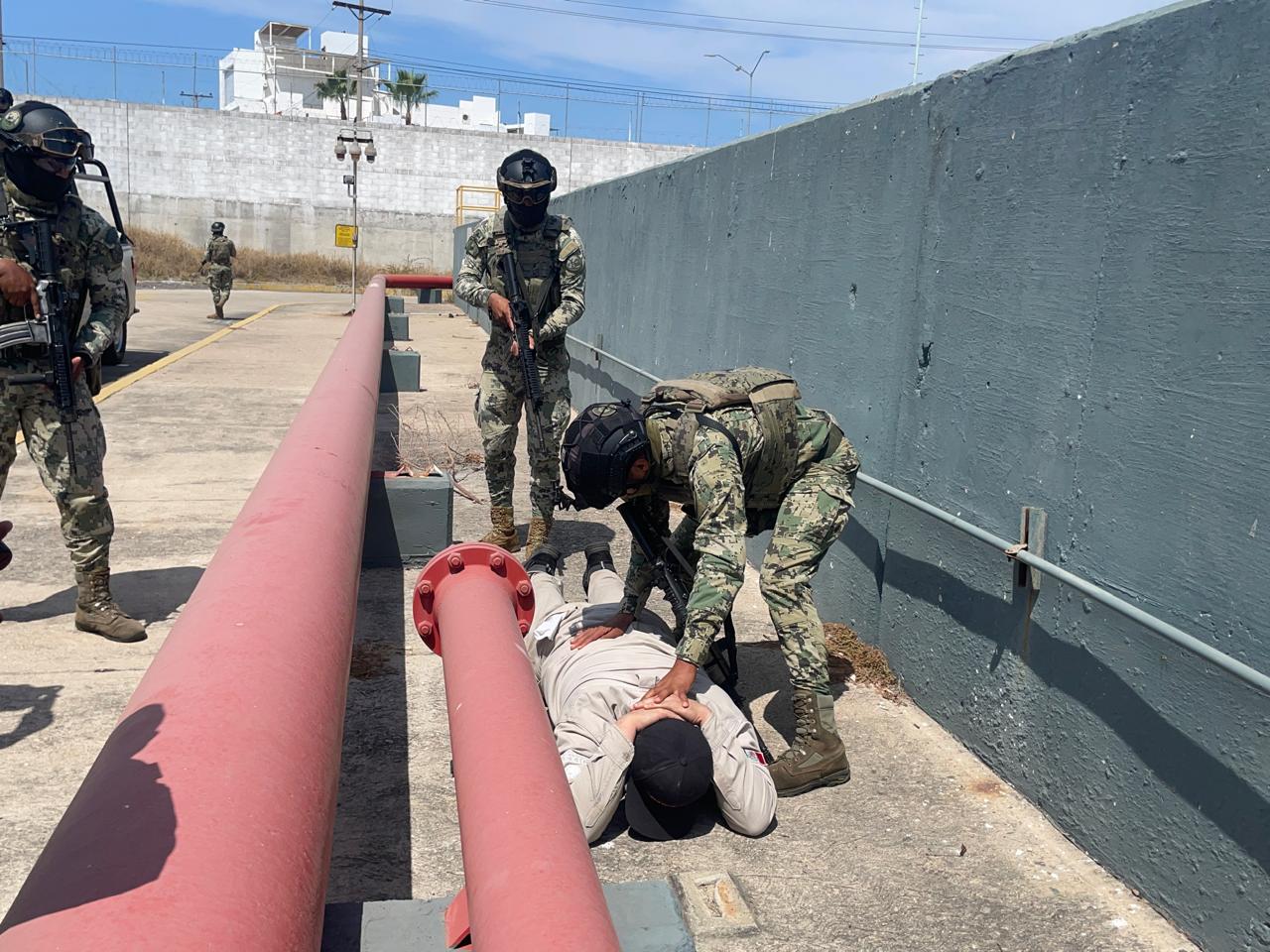 Marina realiza Ejercicio de Protección Portuaria Nivel II en el Muelle del Recinto Portuario de Mazatlán