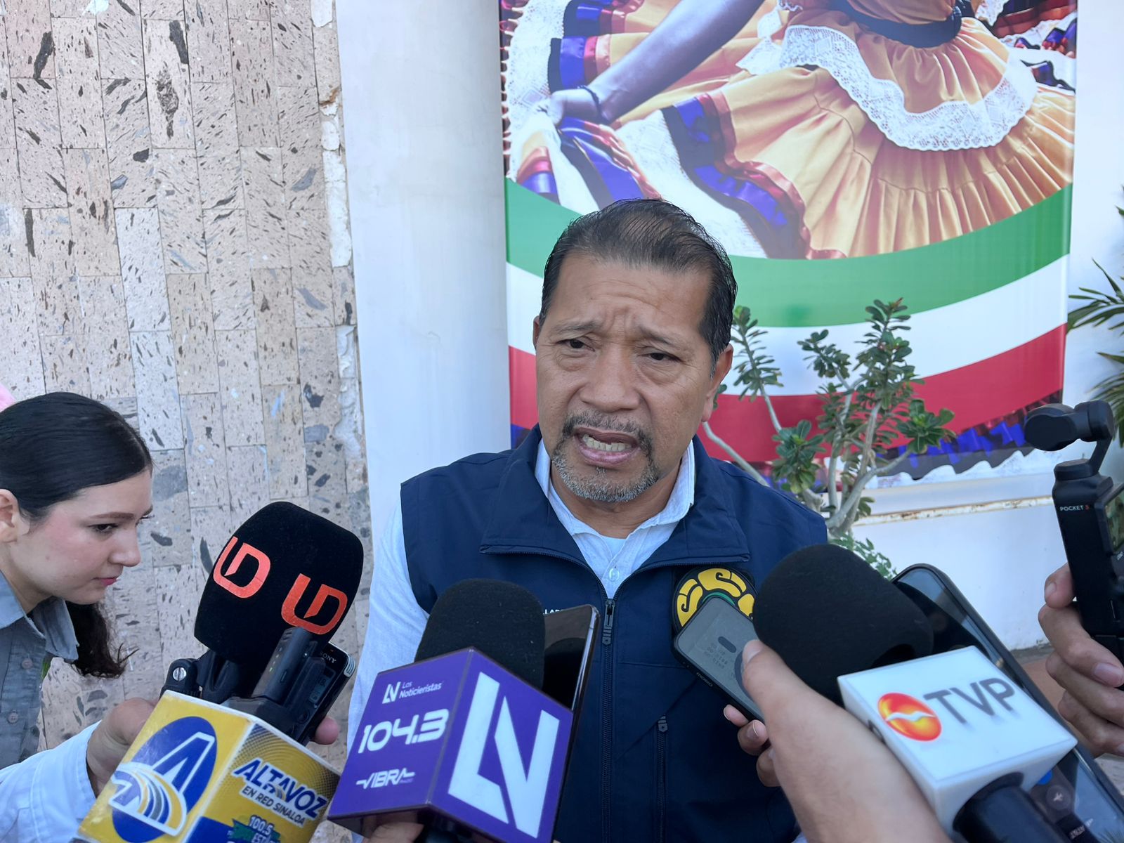 Mario Cosme Gallardo.