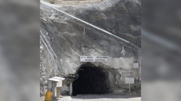 Mineros atrapados en El Rosario, Sinaloa están con vida, les están inyectando oxígeno y dando agua: Rocha