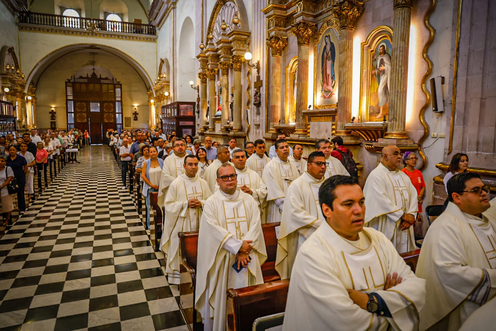 Misa Crismal en la Catedral Basílica de Nuestra Señora del Rosario