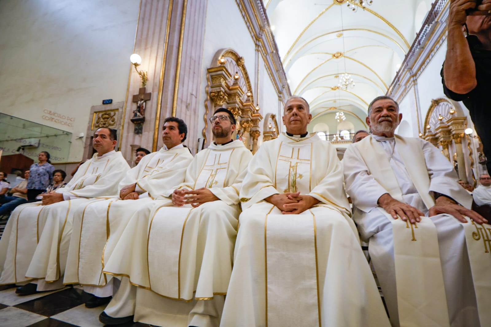 Misa Crismal en la Catedral Basílica de Nuestra Señora del Rosario