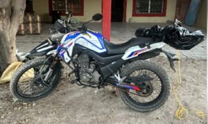 Moto asegurada en Villa Juárez, Navolato