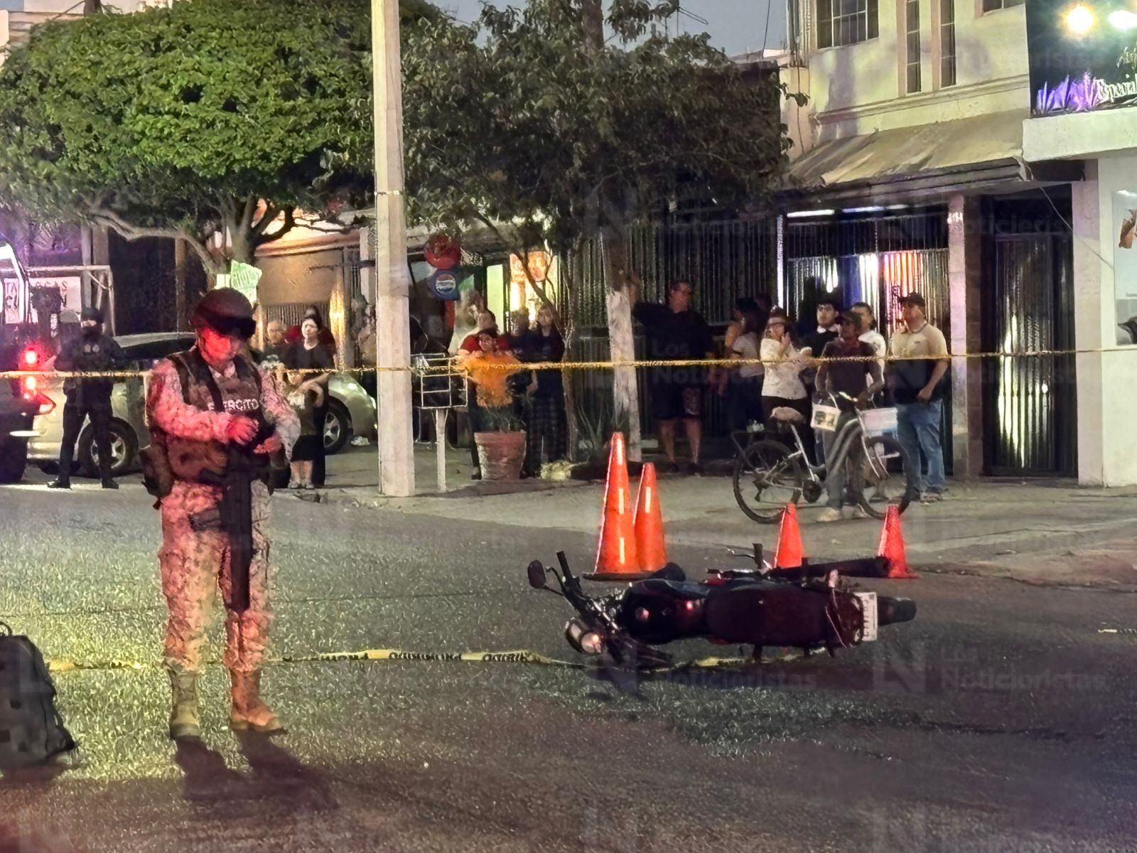 Motociclista atacado a balazos en Barrancos, Culiacán