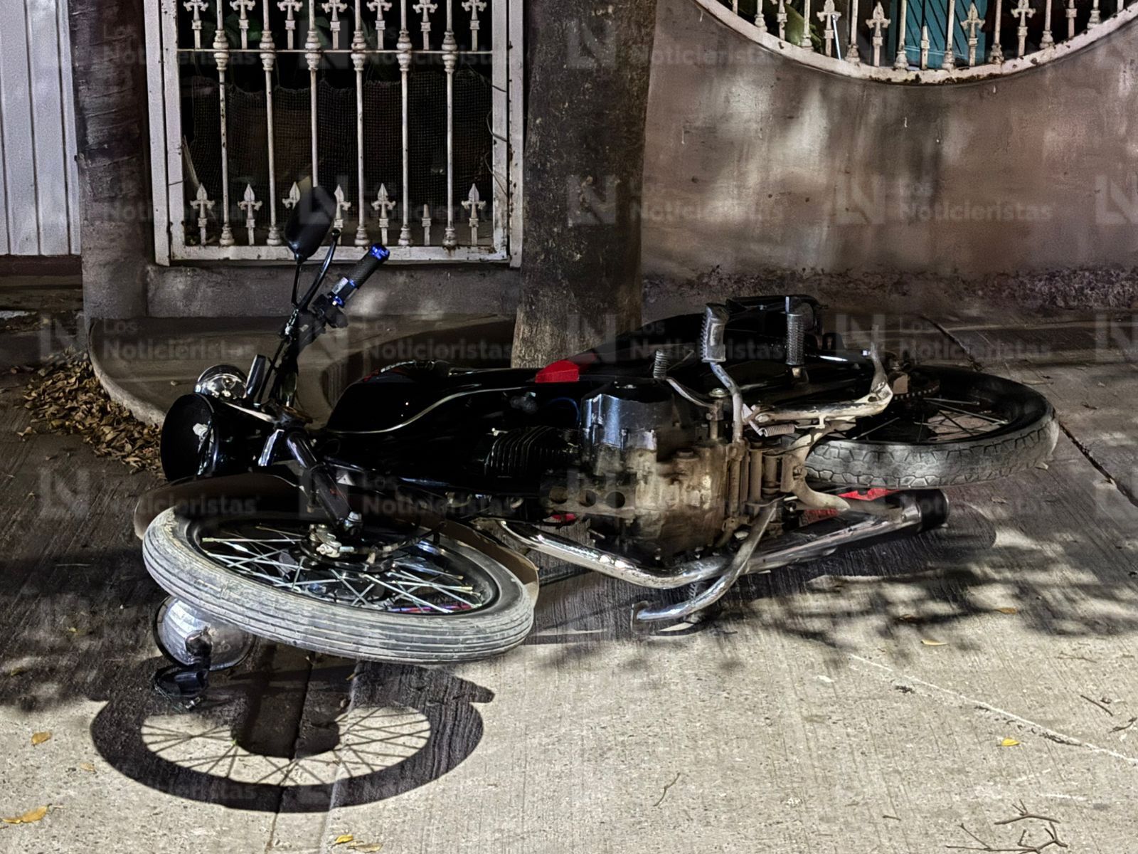Motociclista atacado a balazos en la Adolfo López Mateos, Culiacán, Sin.