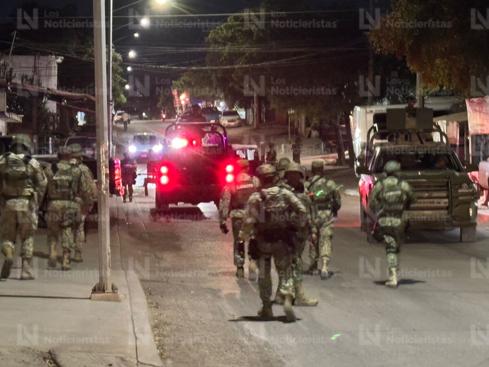 Motociclista atacado a balazos en la Adolfo López Mateos, Culiacán, Sin.