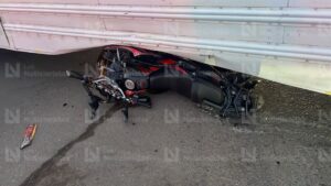 motociclista queda debajo de un camion en accidente en los mochis sinaloa