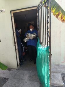 Mujer da a luz en una vivienda de Mazatlán
