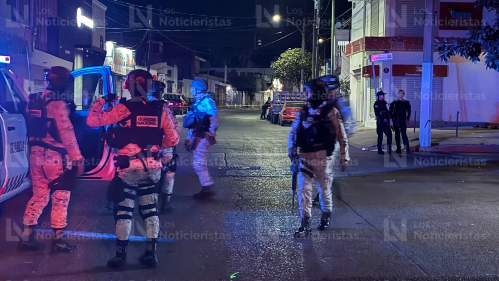 Mujer es atacada a balazos en inmediaciones del Mercadito Rafael Buelna, en Culiacán