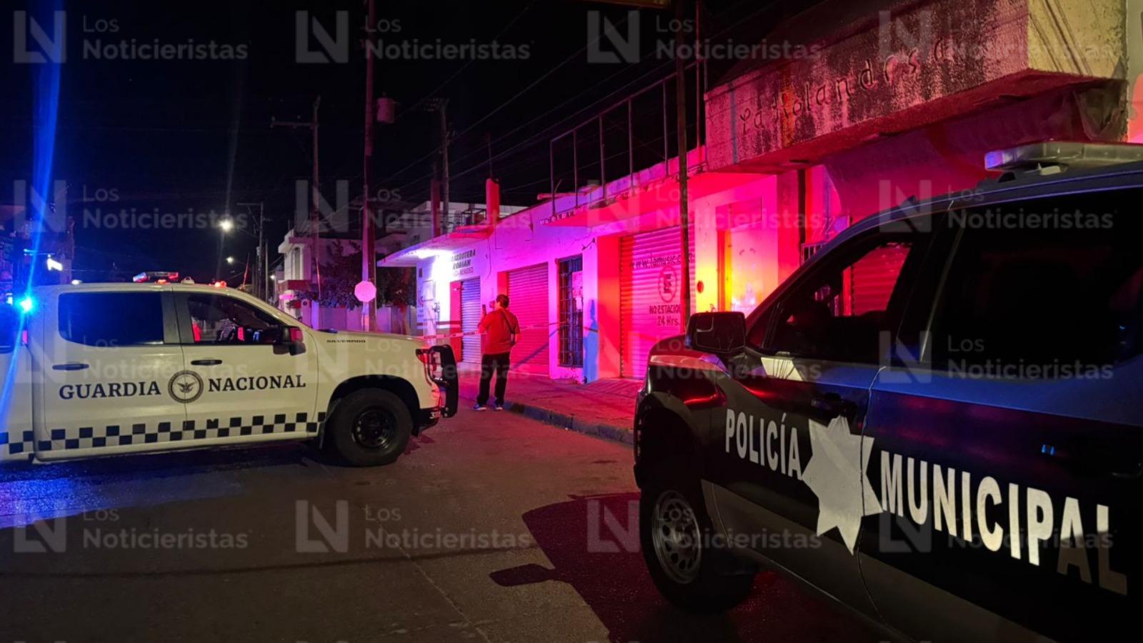 Mujer es atacada a balazos en inmediaciones del Mercadito Rafael Buelna, en Culiacán