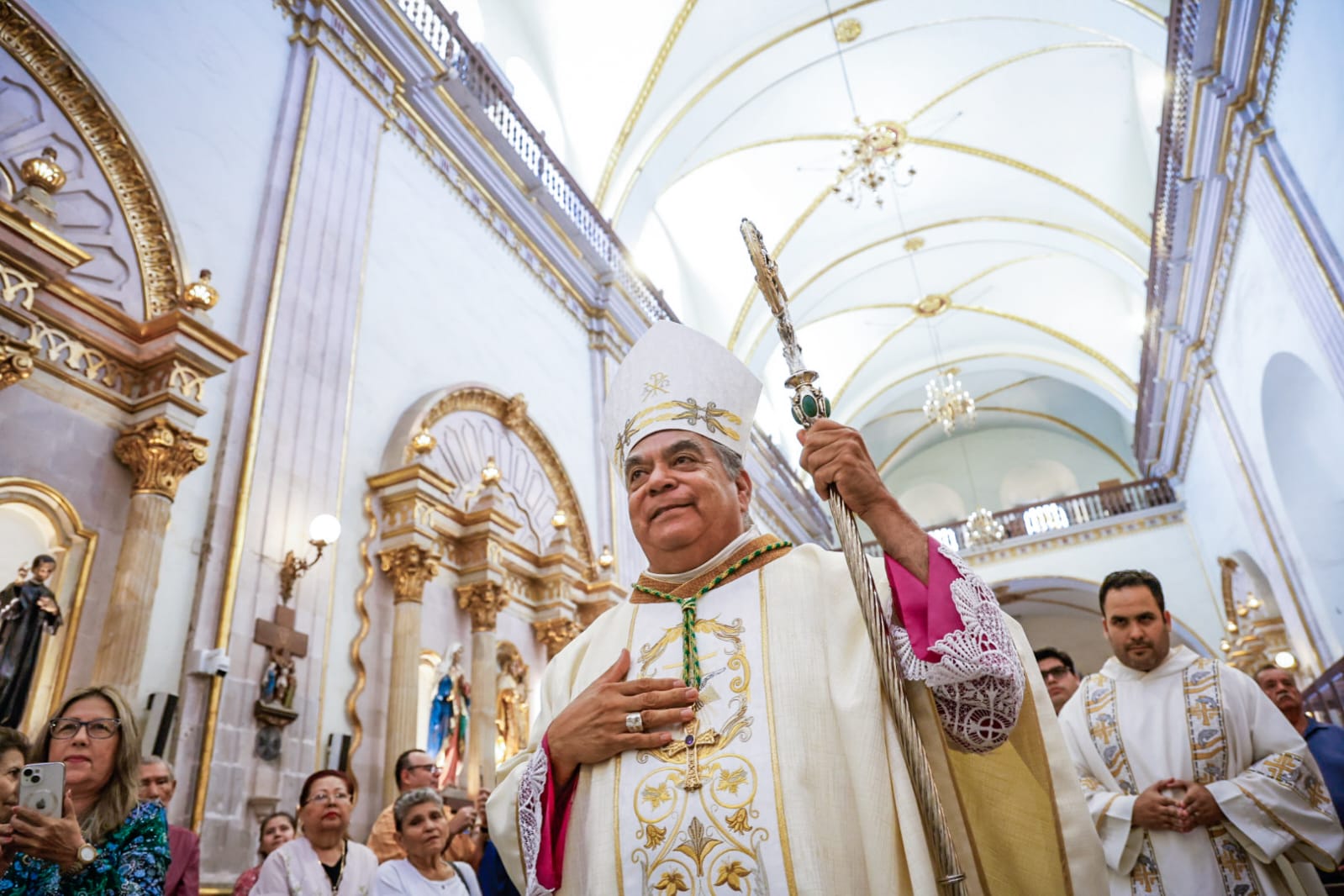 Monseñor Jesús José Herrera Quiñonez