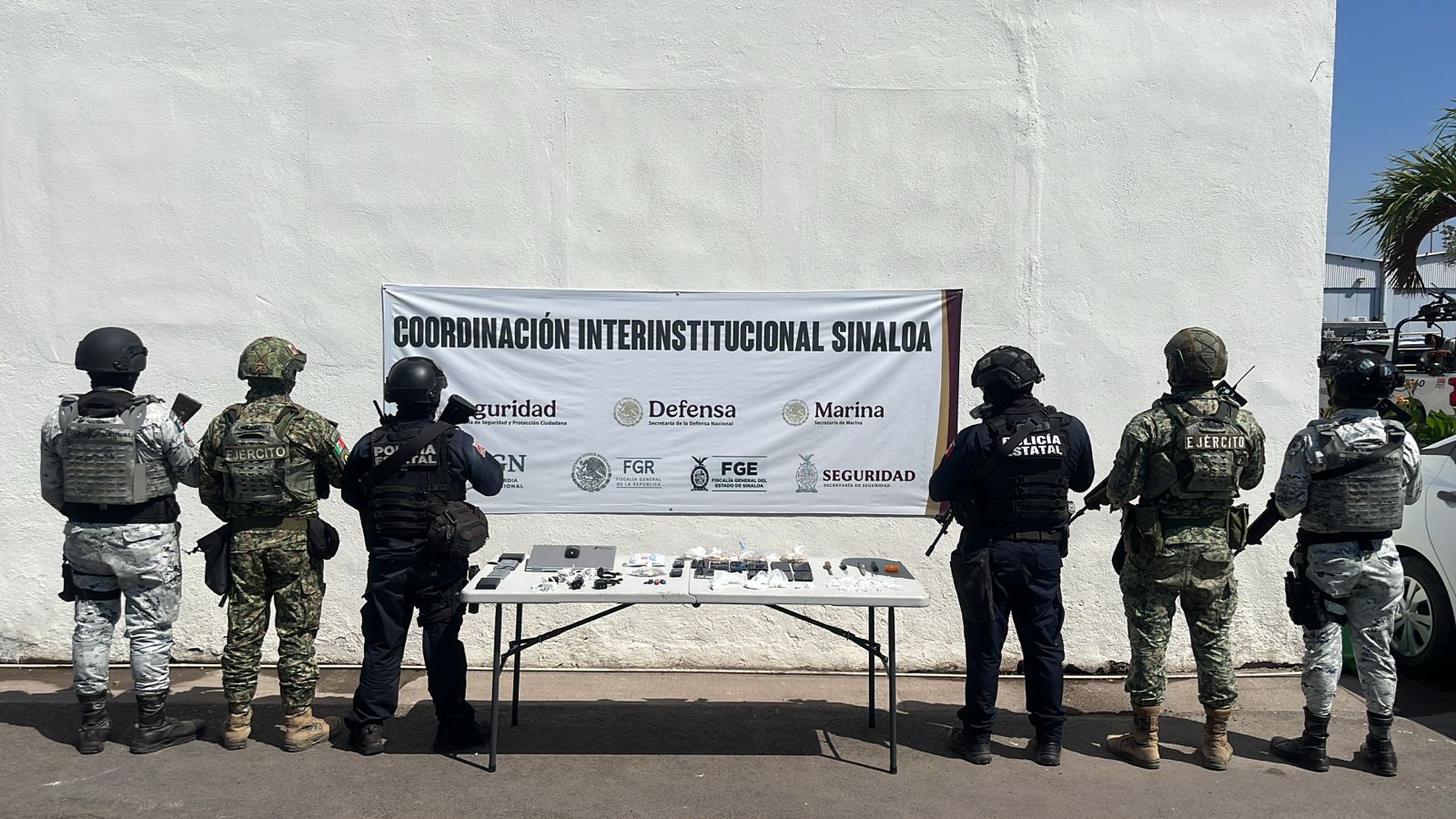 Objetos decomisados en el penal de Aguaruto, en Culiacán