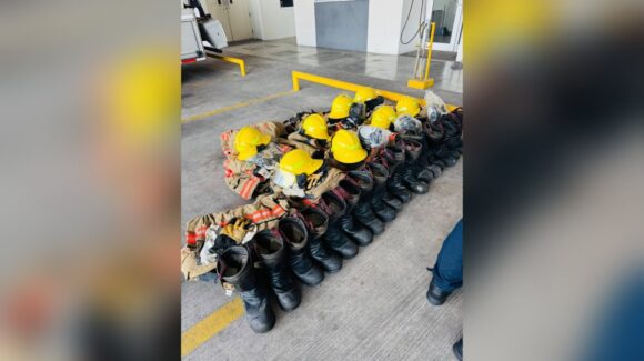 OMA dona equipo especializado a Bomberos Veteranos de Mazatlán y Villa Unión para reforzar seguridad ciudadana