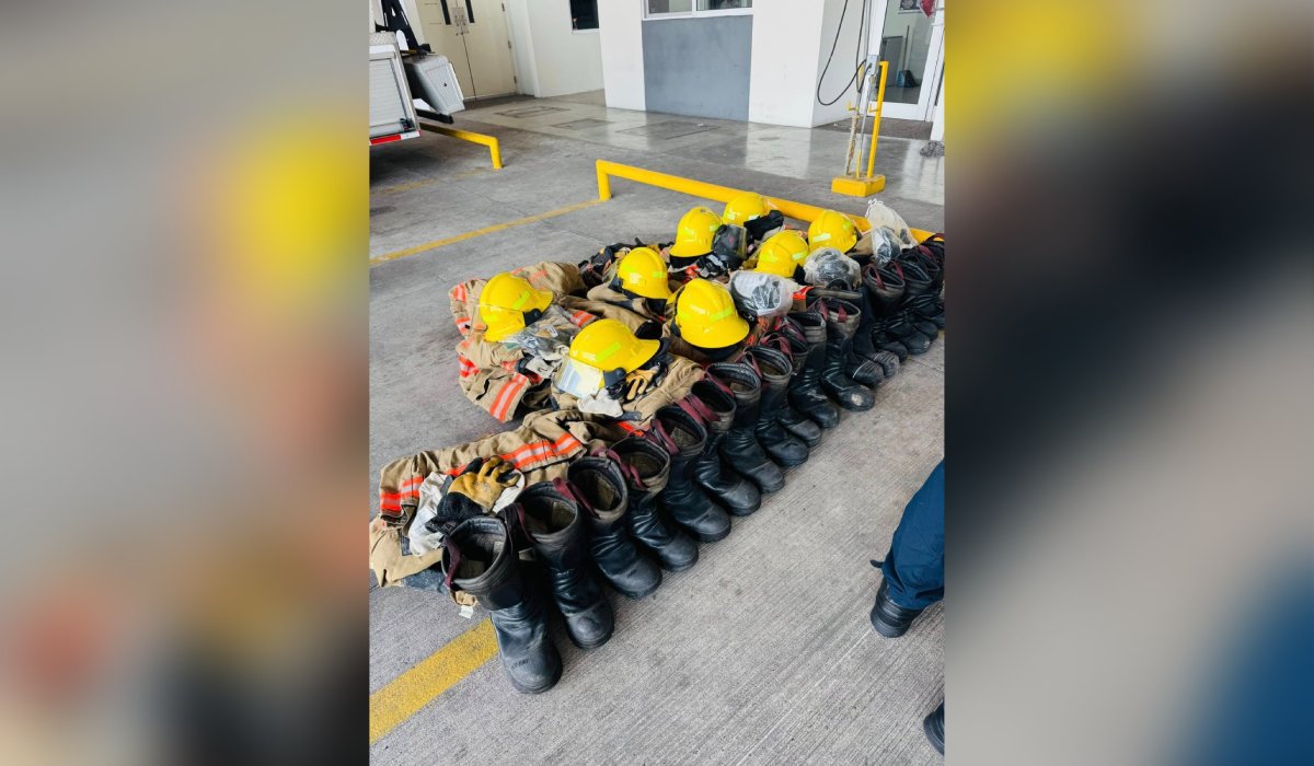 OMA dona equipo a Bomberos Veteranos de Mazatlán y Villa Unión