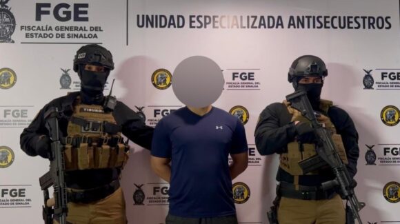 Ejecuta Fiscalía orden de aprehensión por secuestro agravado en la colonia CNOP, en Culiacán, Sinaloa