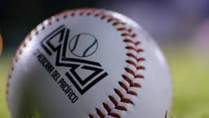 Pelota de beisbol con el logo de la LMP