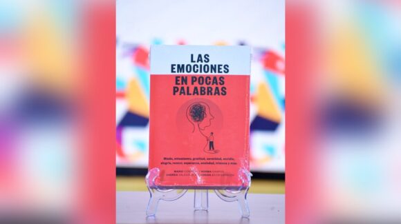 Del miedo al autoconocimiento: autores sinaloenses presentan en la FeliUAS 2026 libro que invita a transformar emociones