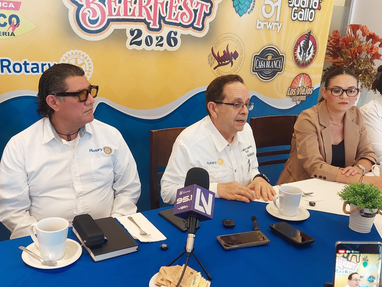 promotores de salvador alvarado invitan al segundo beer fest