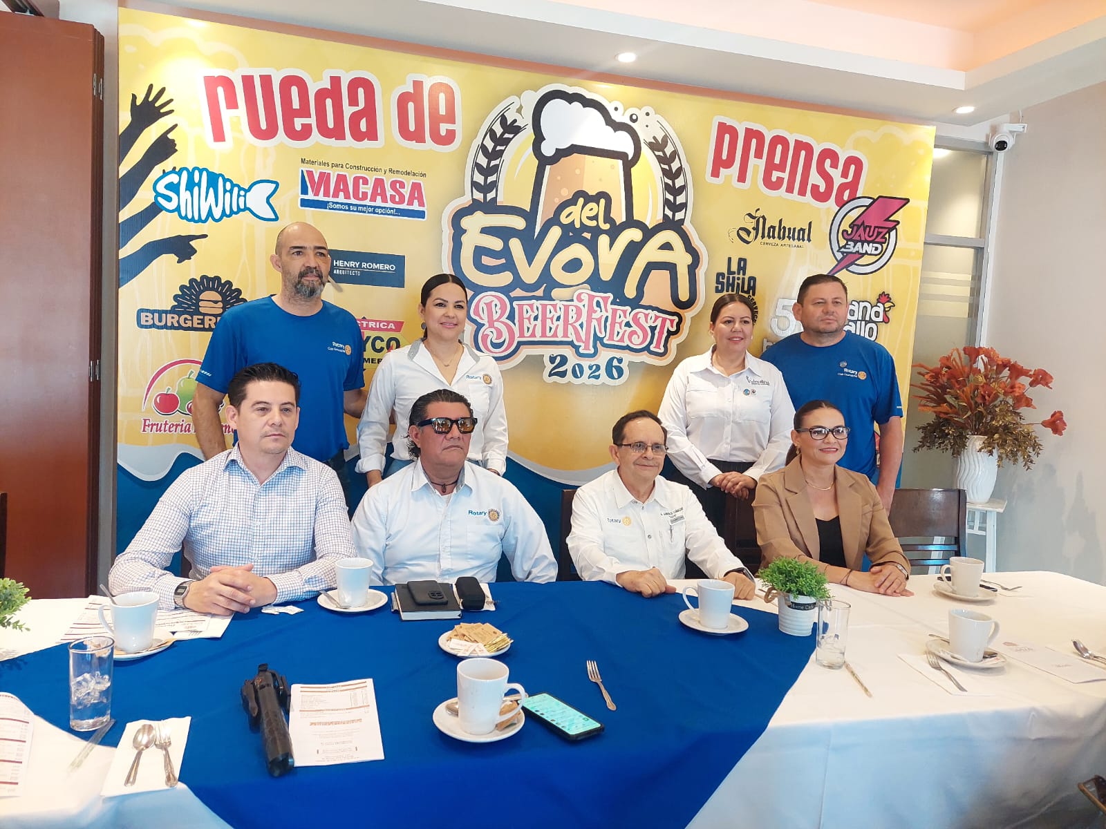 promotores de salvador alvarado invitan al segundo beer fest