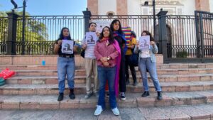 protestan en culiacan sinaloa contra sancion a emma zermeño