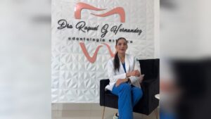 raquelhernandez demostro que cuerpos marcados no son de hombres odontologa