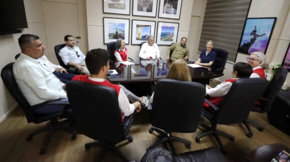 Reafirma Estrella Palacios su respaldo a la Cruz Roja Mazatlán, Sinaloa