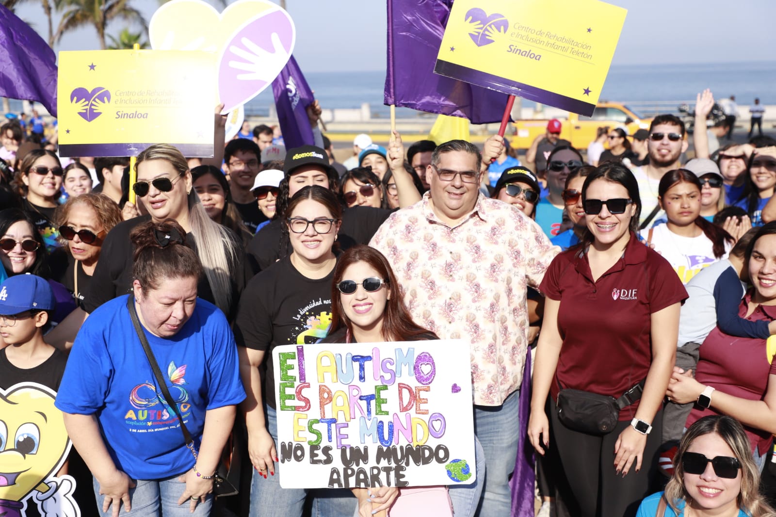 realizan con gran exito la caminata paso a paso por el autismo en mazatlan
