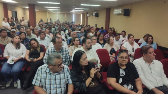 Pese a impugnación de planilla, UAdeO Unidad Regional Sur lleva votaciones bajo observancia notarial
