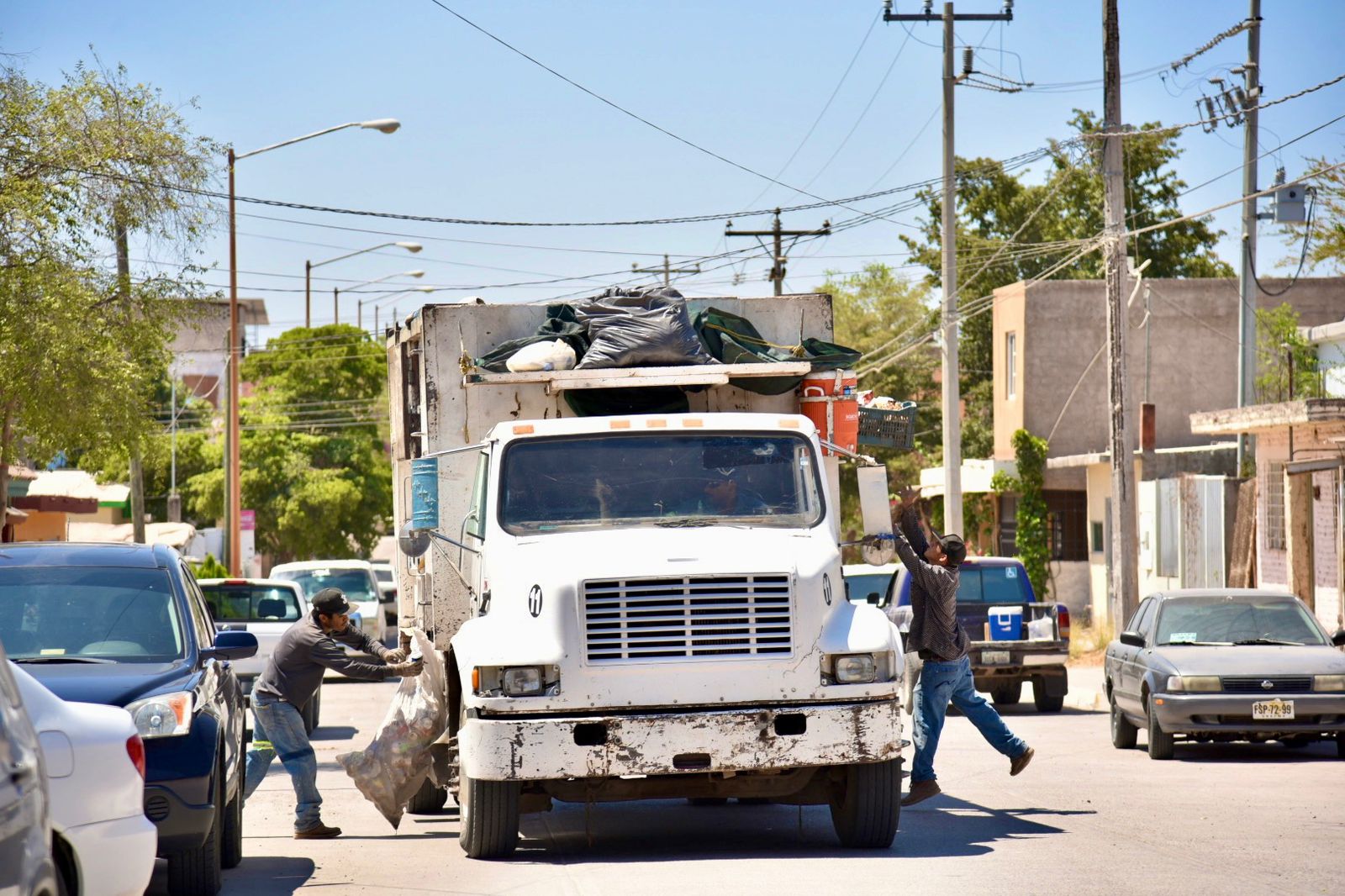 Recolección de basura en Salvador Alvarado