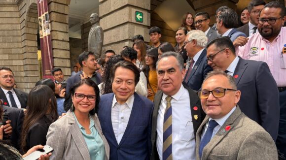 Madueña Molina participa en el Foro Nacional “Más allá de las pantallas: Impacto de las tecnologías digitales en la educación y en la salud mental”