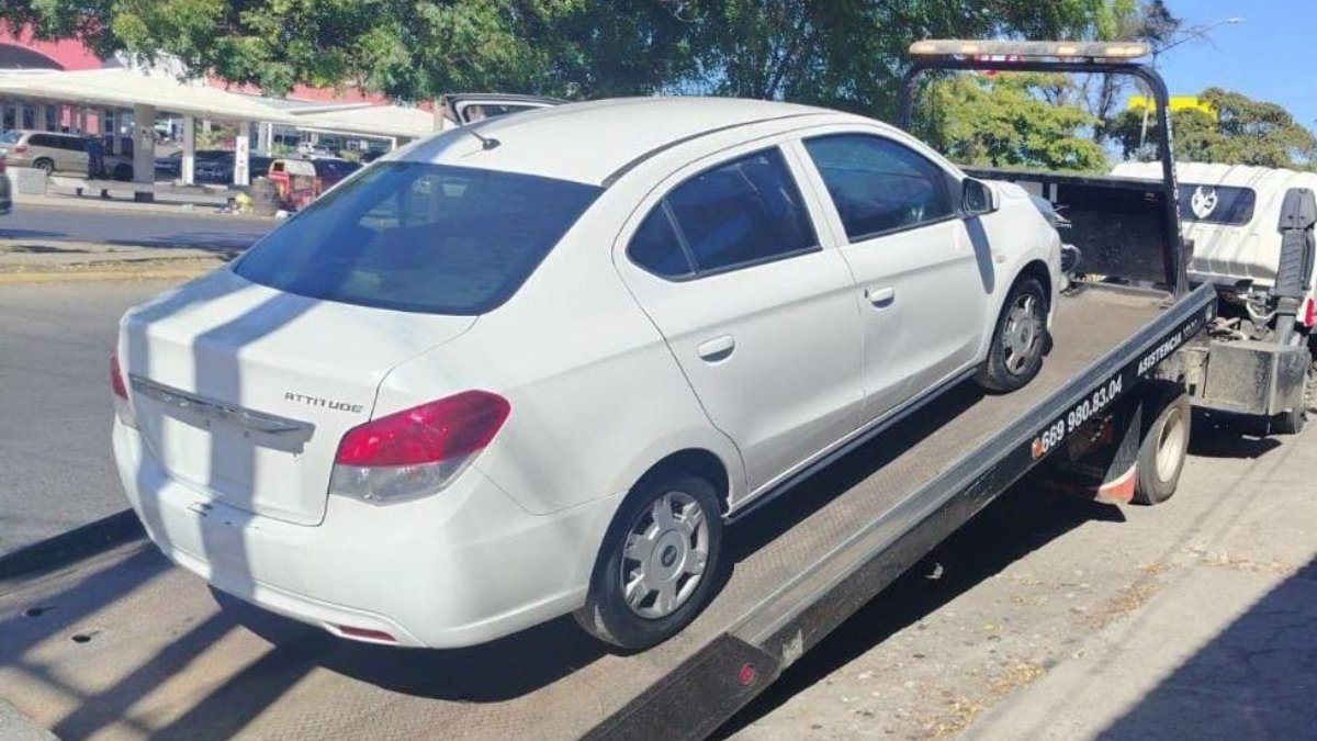 recuperan auto y motocicleta robados en mazatlan