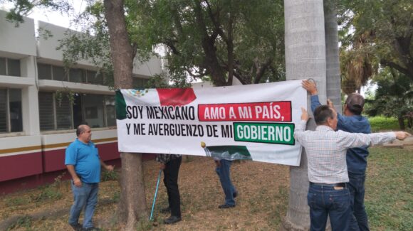 Productores inician resistencia pacífica en SADER, exigen el apoyo la tonelada de maíz del ciclo 2022-2023