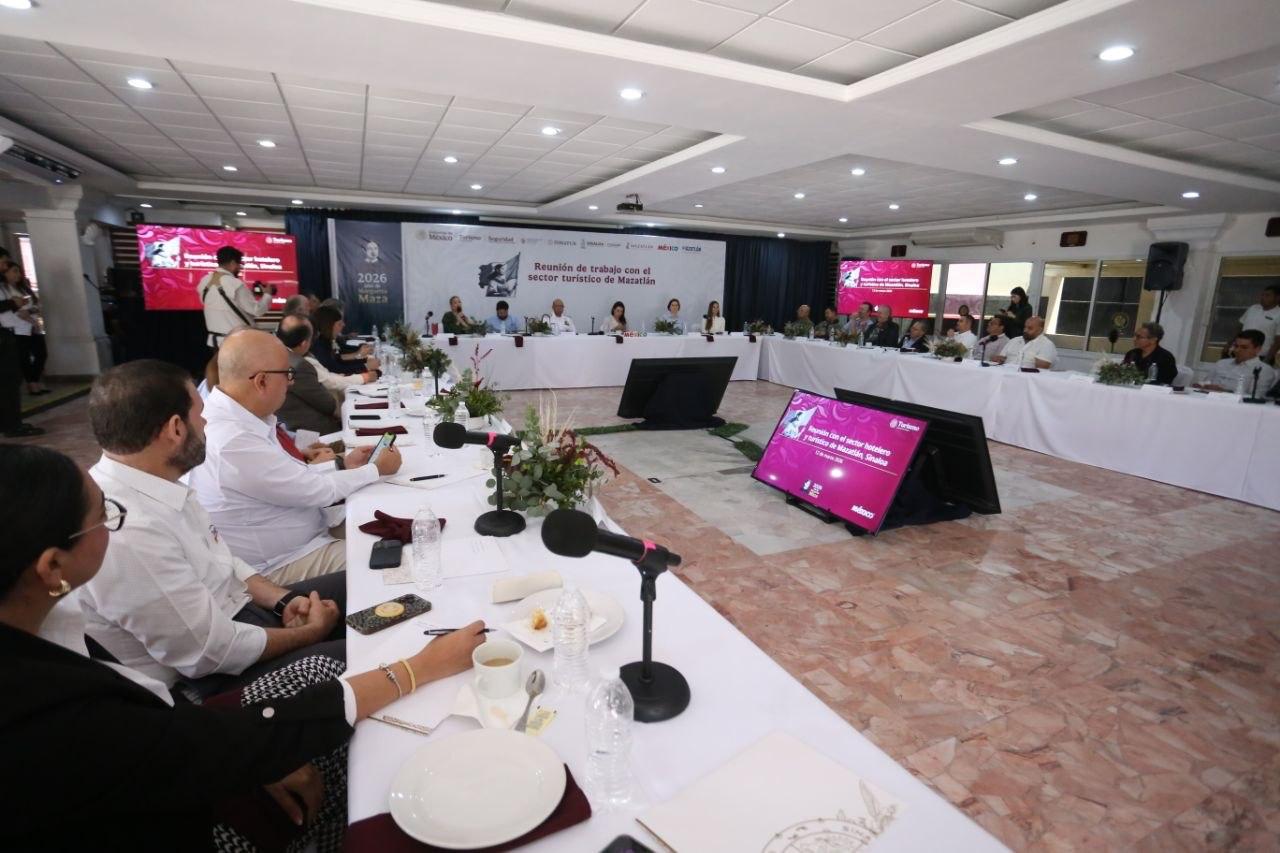 Reunión entre empresarios con Sectur Federal y SESNSP en Mazatlán