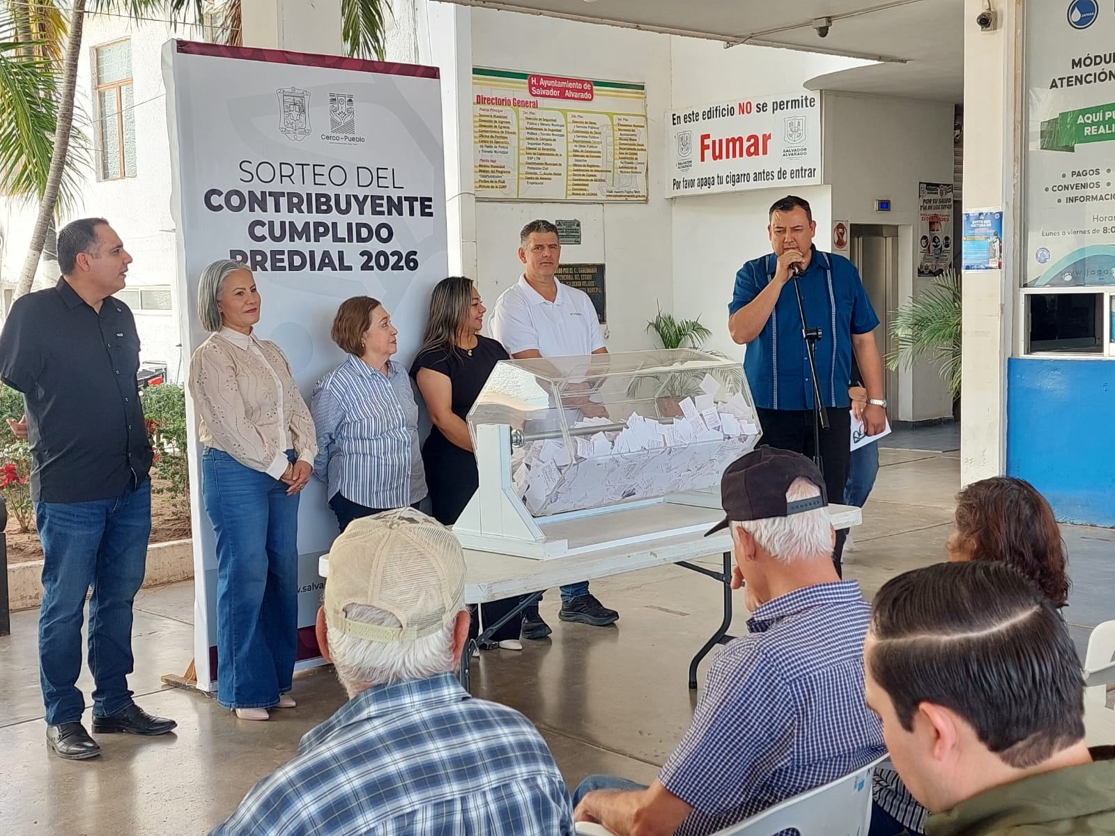Realizan rifa del contribuyente cumplido en Salvador Alvarado